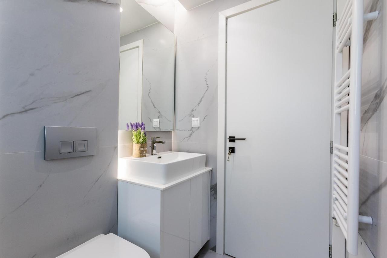Varkiza Luxury Suites By Raise Vári Extérieur photo