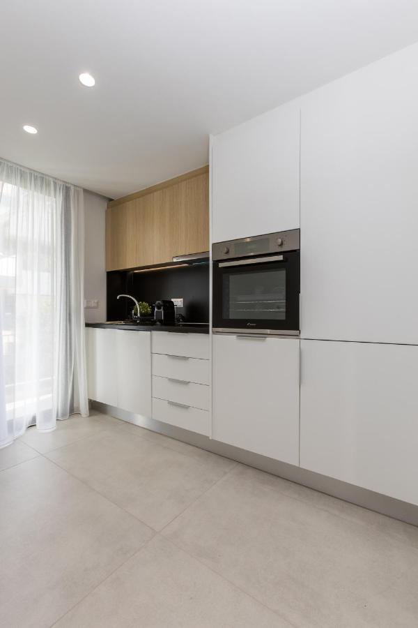 Varkiza Luxury Suites By Raise Vári Extérieur photo