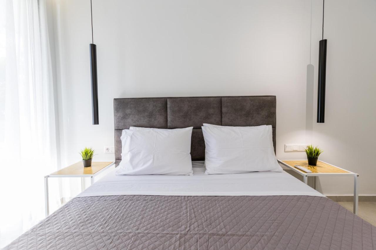 Varkiza Luxury Suites By Raise Vári Extérieur photo