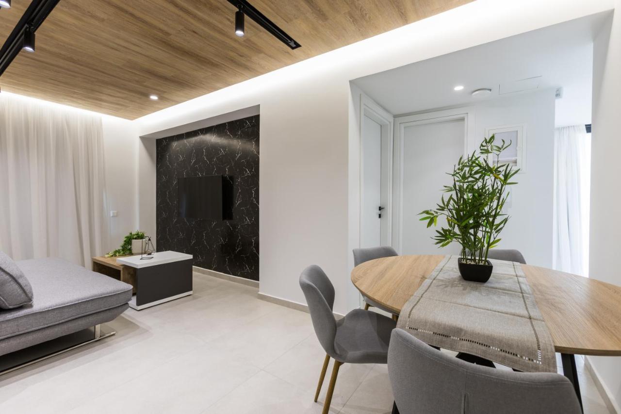 Varkiza Luxury Suites By Raise Vári Extérieur photo