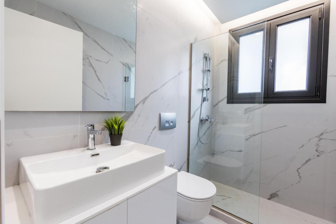 Varkiza Luxury Suites By Raise Vári Extérieur photo